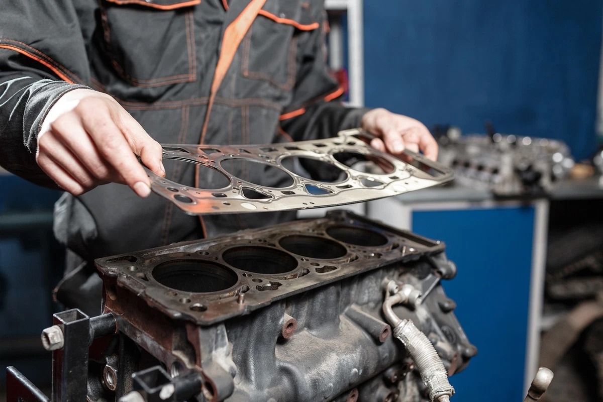 Bequem von zuhause verkaufen dank Motorschaden ankauf